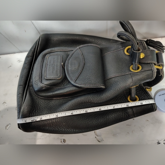 Vintage Dooney & Bourke Black Leather Drawstring Bucket Backpack Convertible Bag - Picture 15 of 16